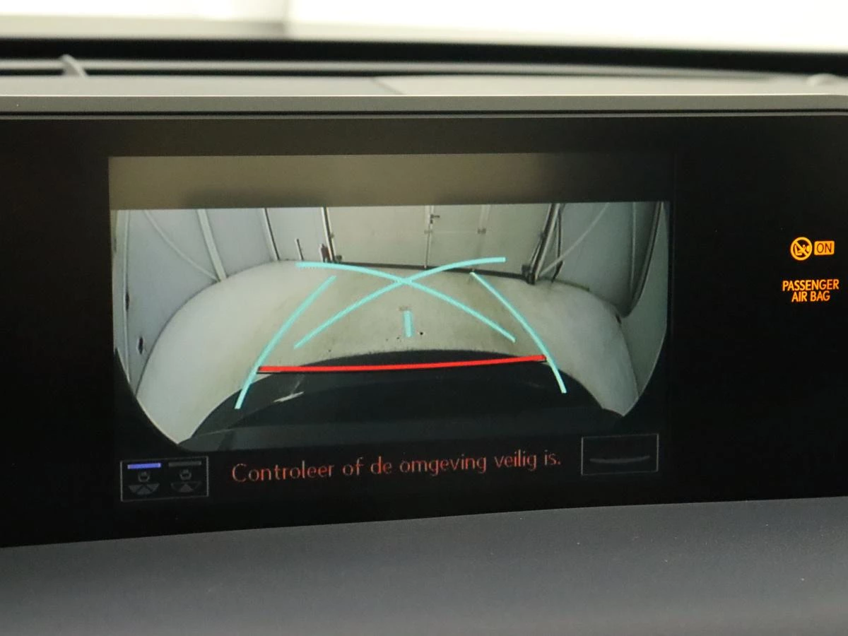 Hoofdafbeelding Lexus UX