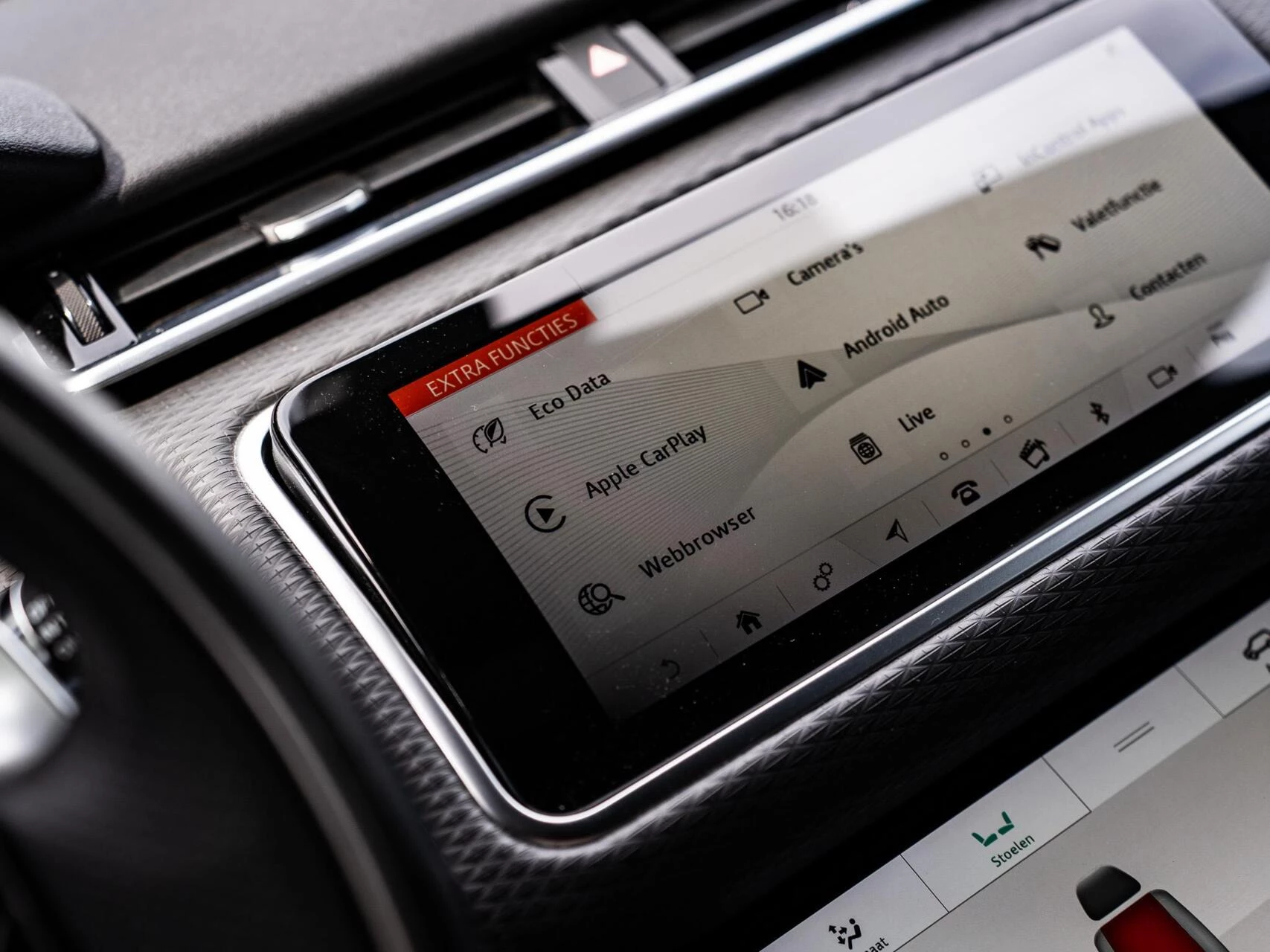 Hoofdafbeelding Land Rover Range Rover Velar