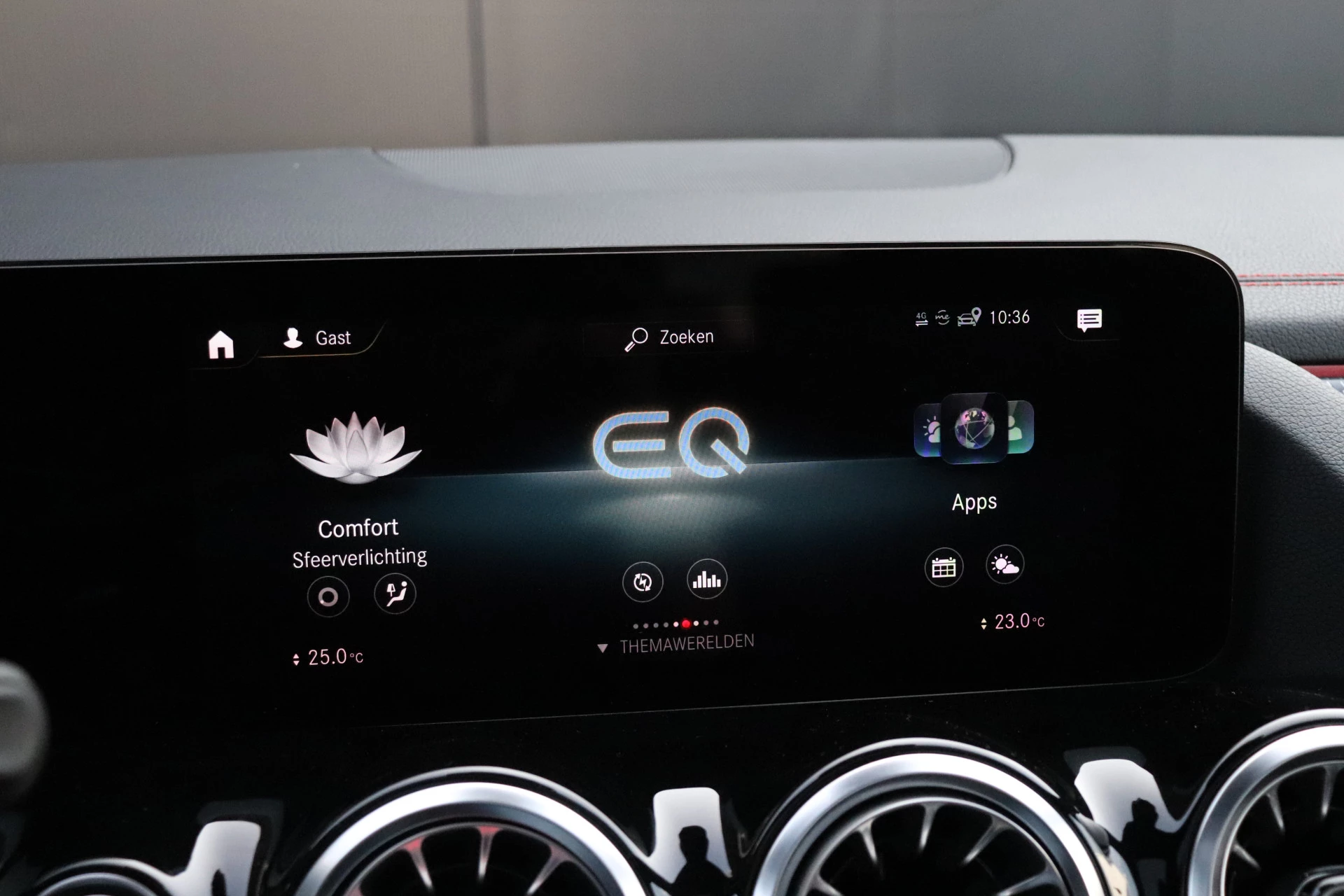 Hoofdafbeelding Mercedes-Benz EQA