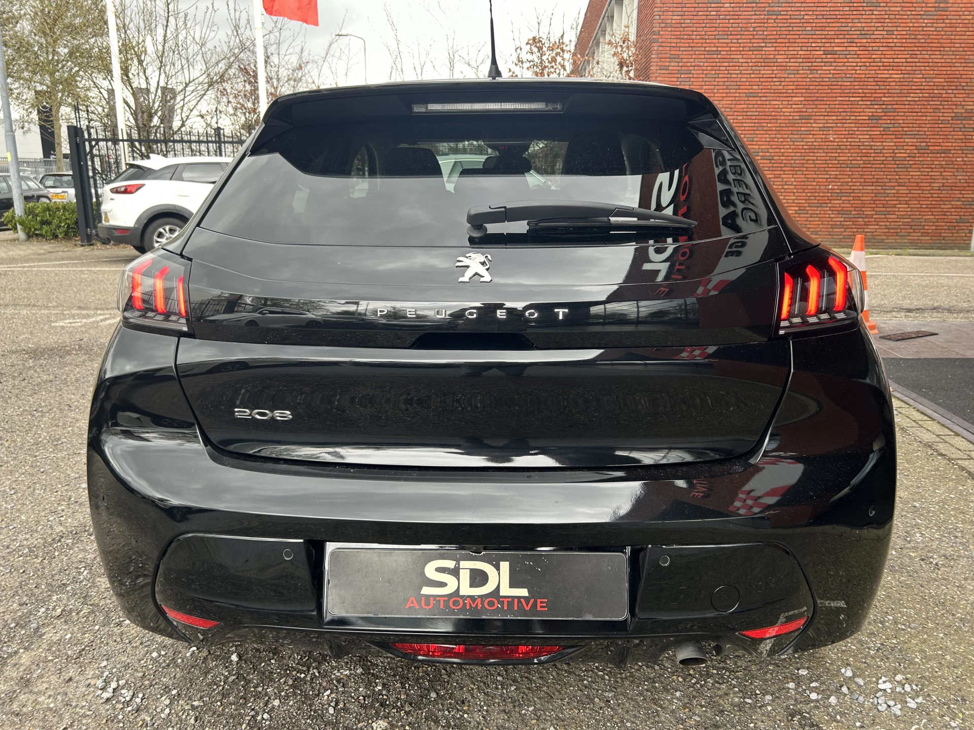 Hoofdafbeelding Peugeot 208