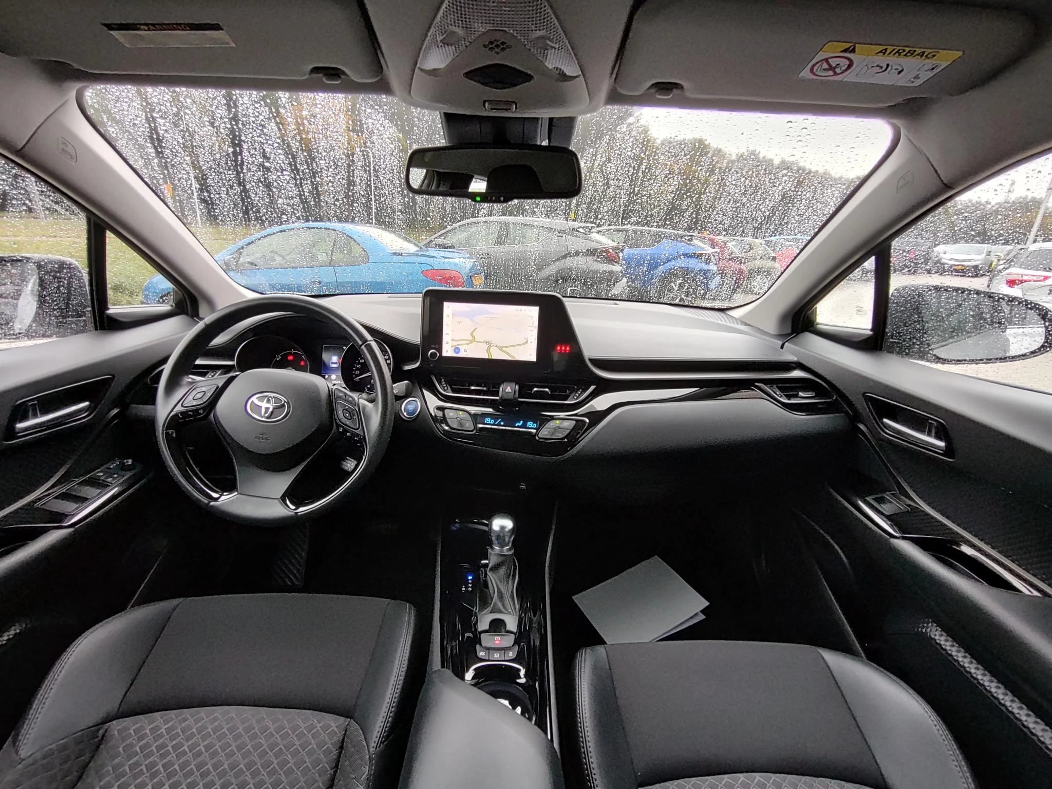 Hoofdafbeelding Toyota C-HR