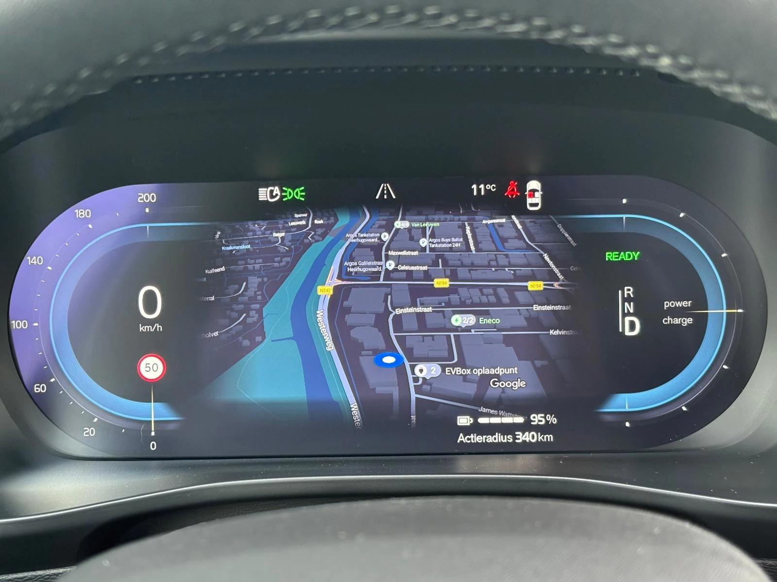 Hoofdafbeelding Volvo C40