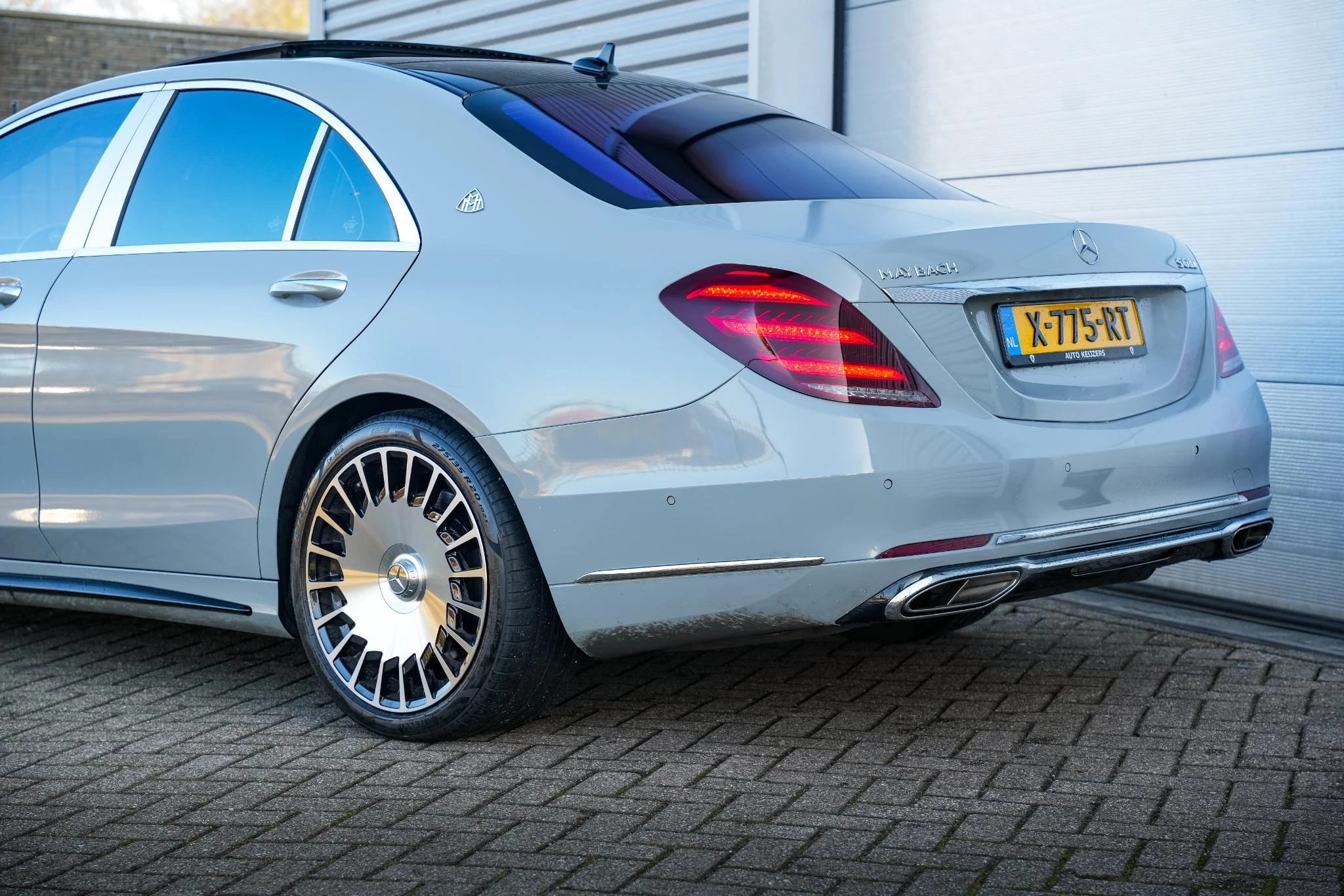 Hoofdafbeelding Mercedes-Benz S-Klasse