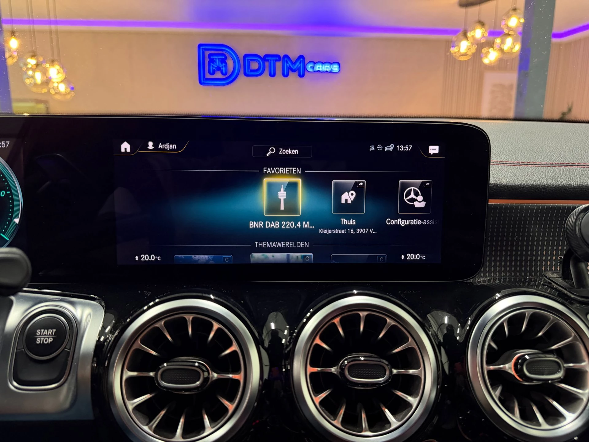 Hoofdafbeelding Mercedes-Benz EQB