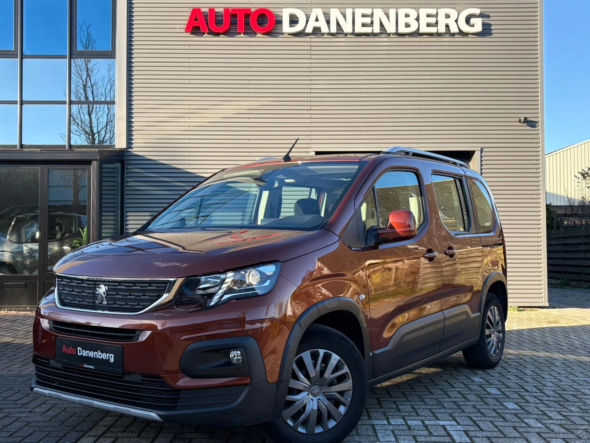 Hoofdafbeelding Peugeot Rifter