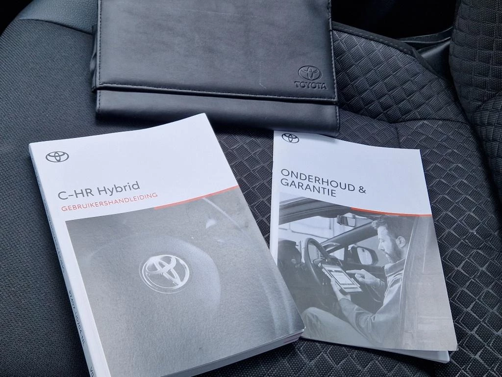 Hoofdafbeelding Toyota C-HR