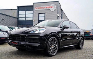 Porsche Cayenne Coupé 3.0 E-Hybrid Platinum Edition | Sport Design | Massage | Adaptieve cruise | Dealer onderhouden | 22 inch |
