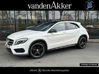 Mercedes-Benz GLA 180 AMG // Panoramadak // Nightpakket // 19" Velgen // Navigatie // Bi-Xenon // Cruise Control