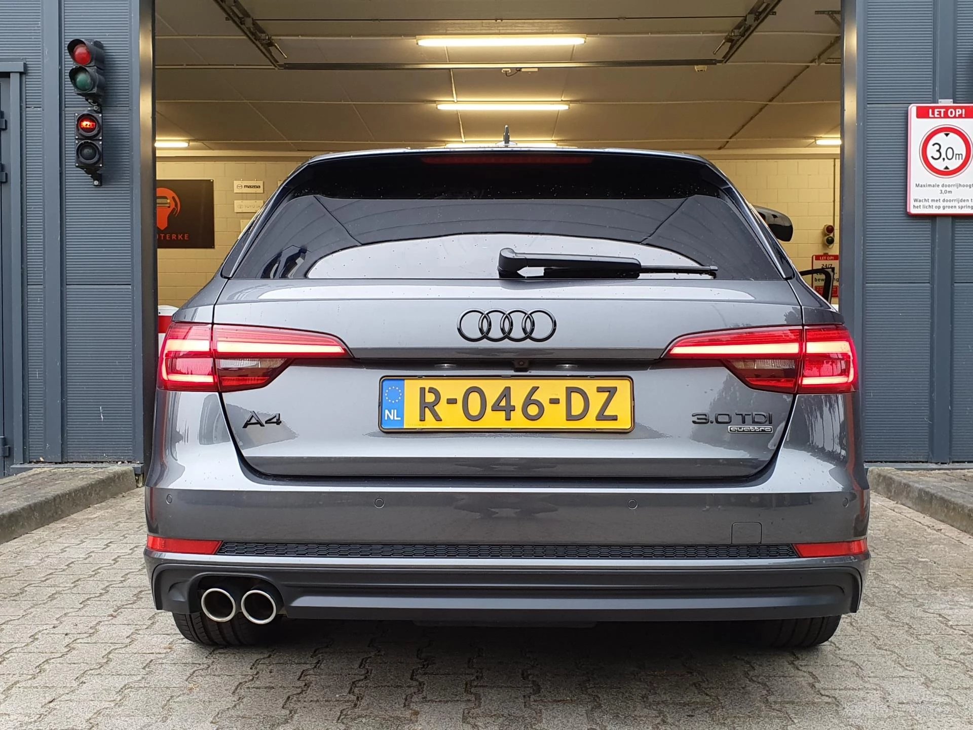 Hoofdafbeelding Audi A4