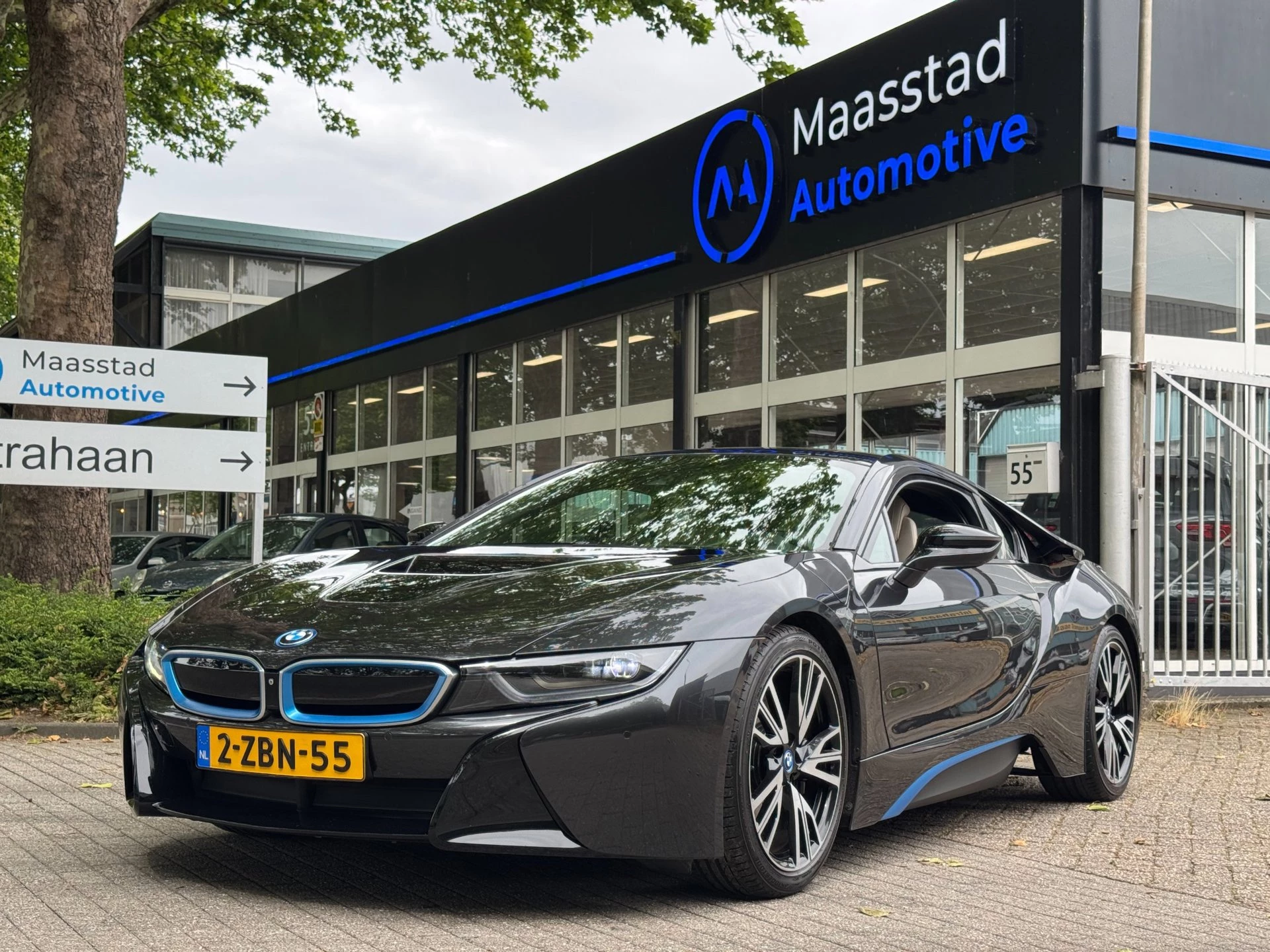 Hoofdafbeelding BMW i8