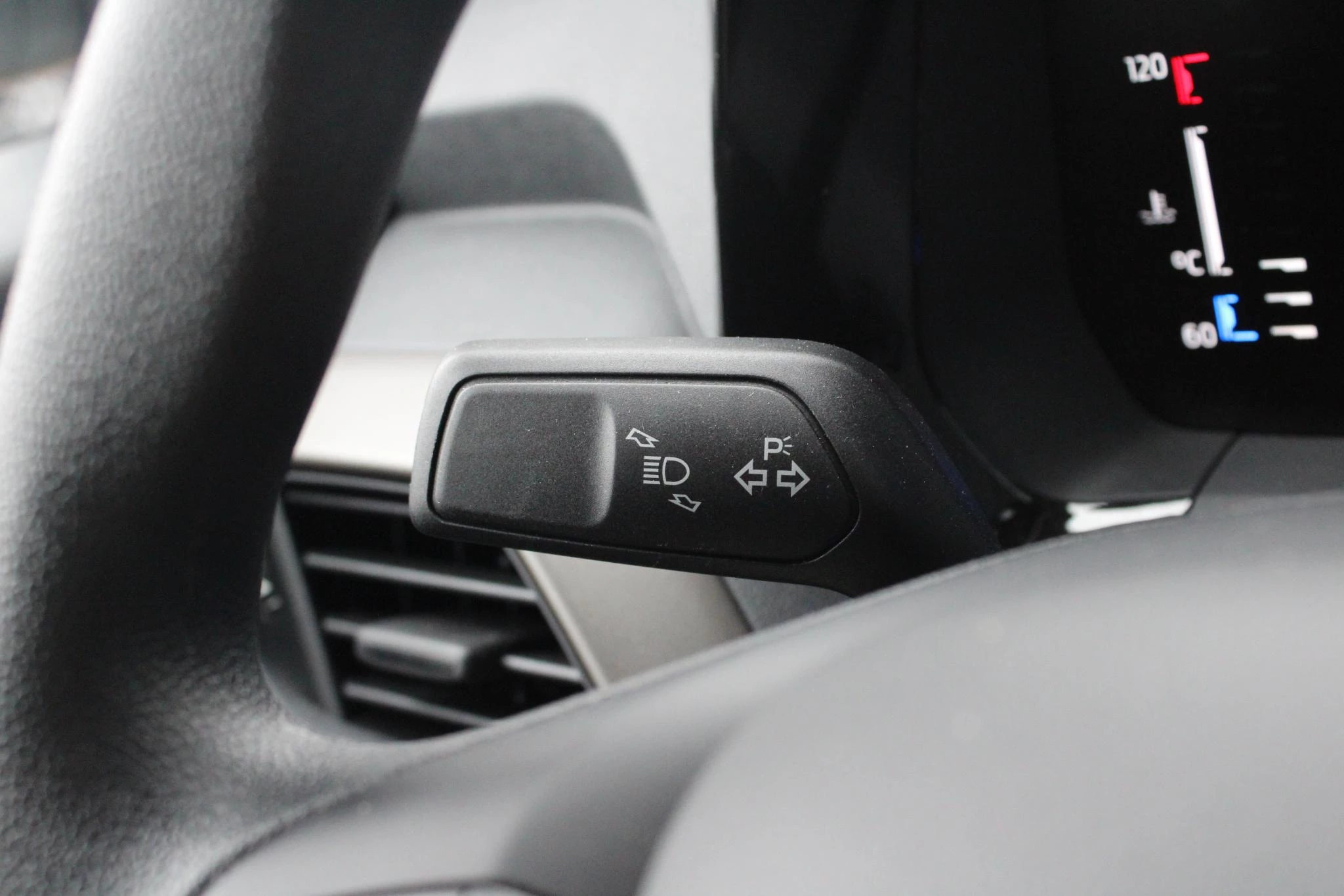 Hoofdafbeelding Ford Transit Courier