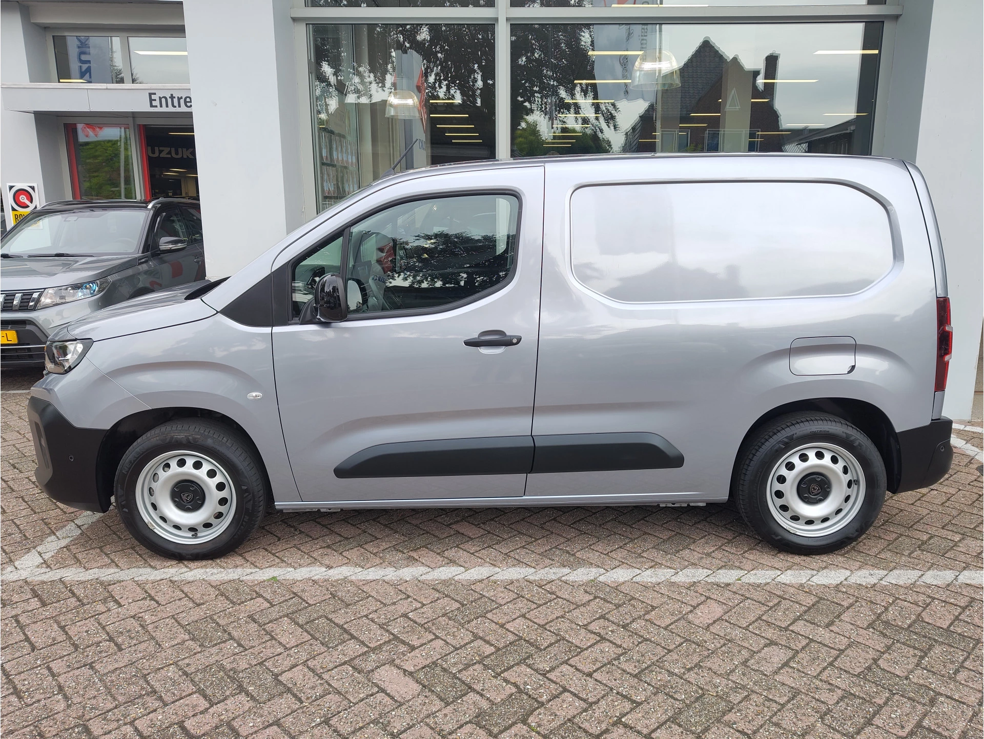 Hoofdafbeelding Peugeot Partner