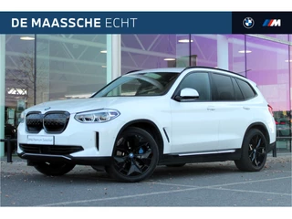 Hoofdafbeelding BMW iX3 BMW iX3 High Executive / Trekhaak / Sportstoelen  / Adaptieve LED / Parking Assistant Plus / Gesture Control / Head-Up