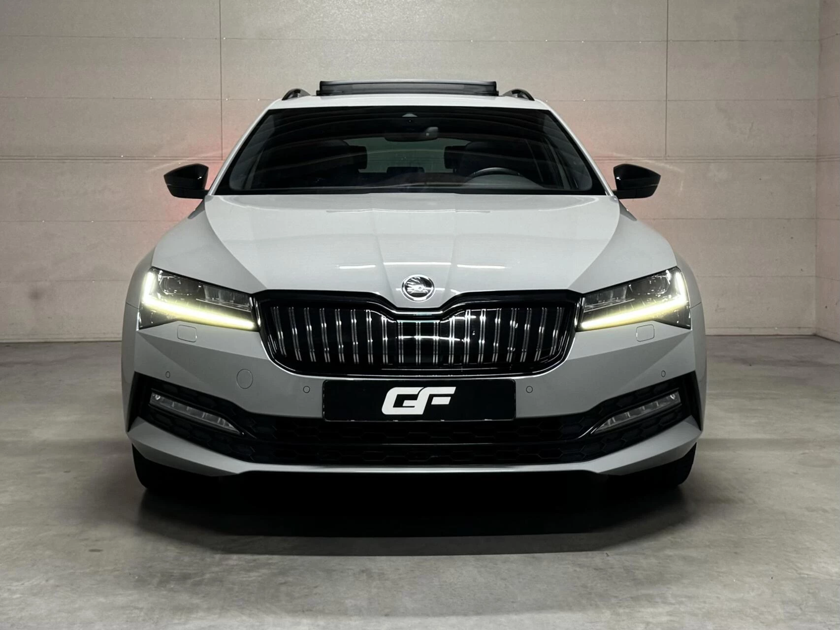 Hoofdafbeelding Škoda Superb
