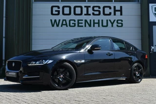 Hoofdafbeelding Jaguar XE Jaguar XE 2.0t R-Sport AUT | Elek. stoel | Camera | 200 PK |