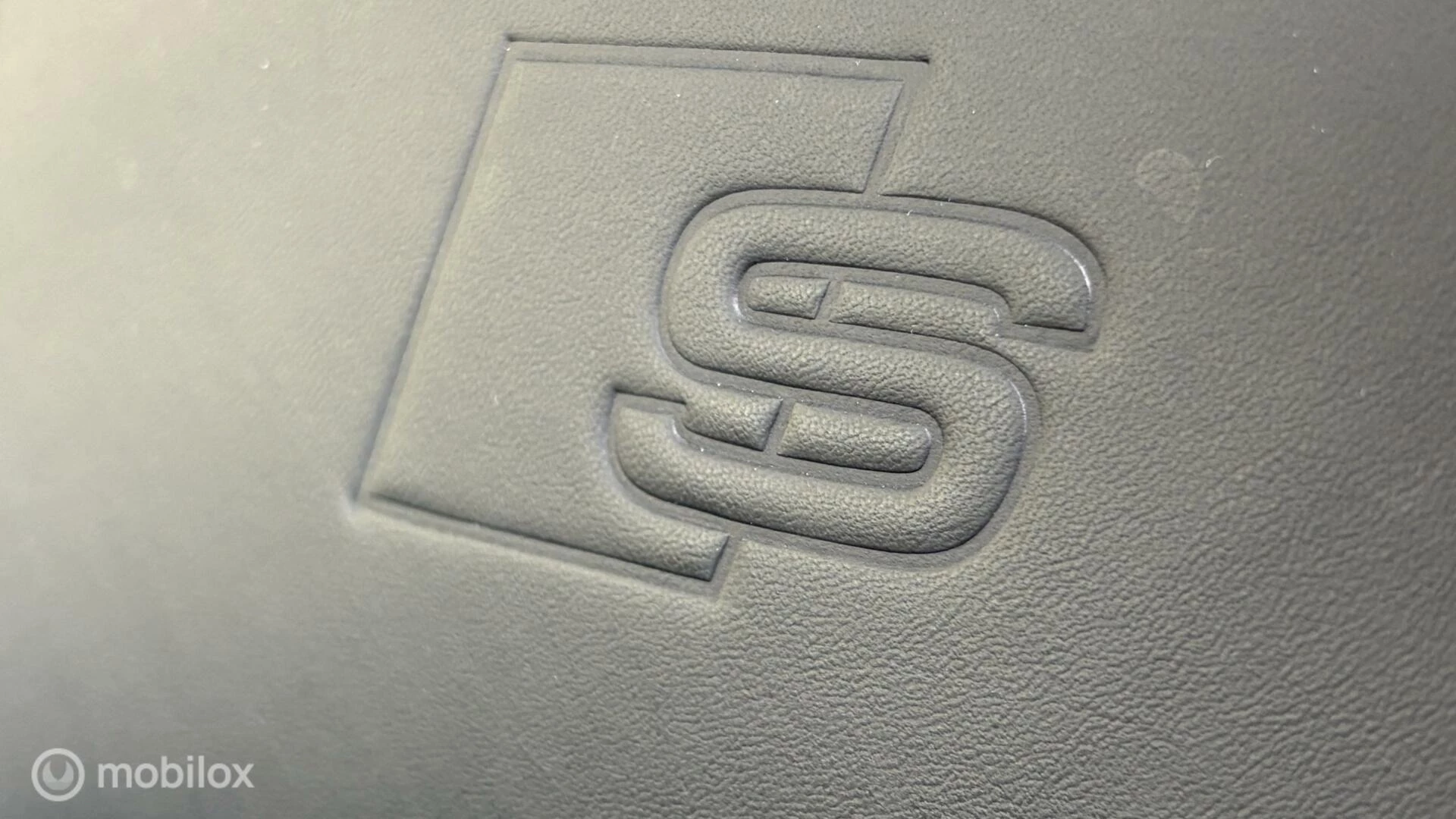Hoofdafbeelding Audi S4