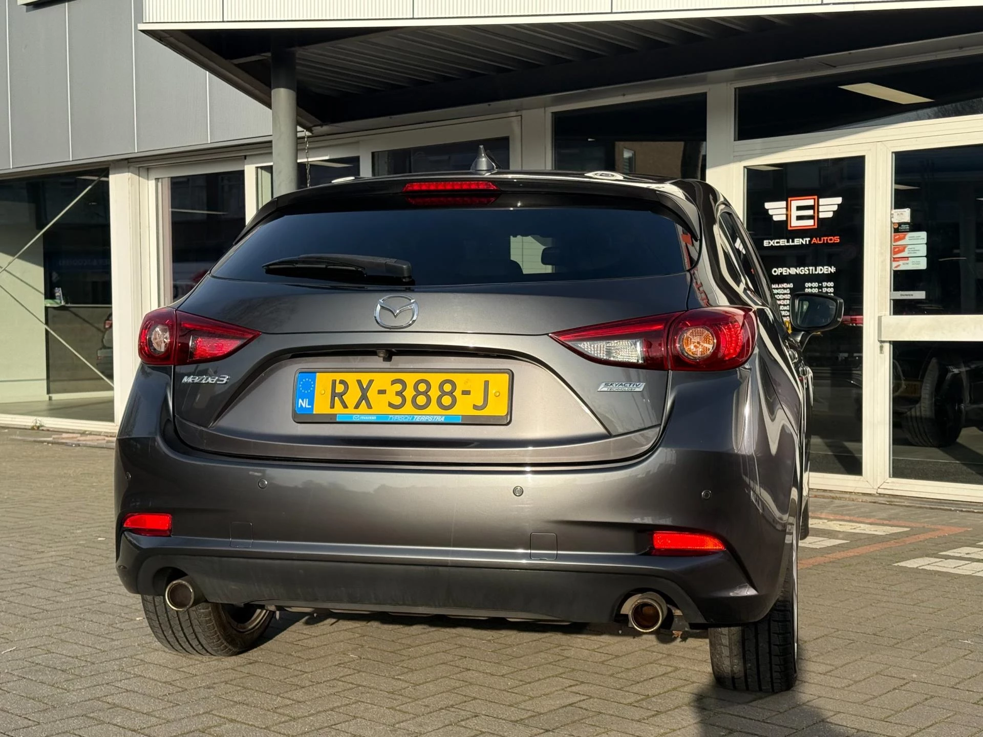 Hoofdafbeelding Mazda 3