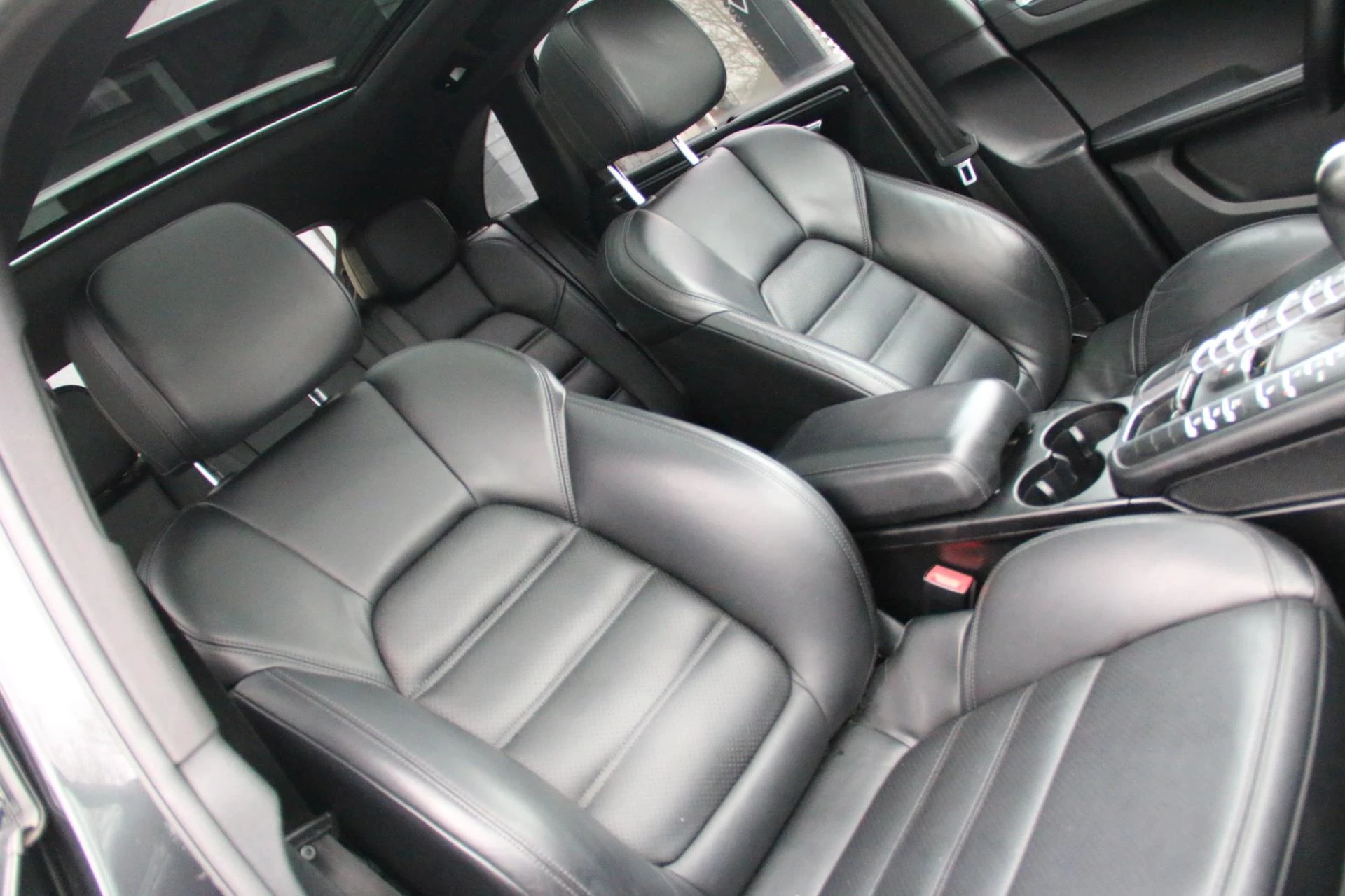 Hoofdafbeelding Porsche Macan