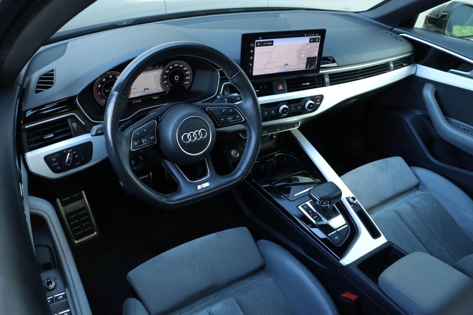 Hoofdafbeelding Audi A4