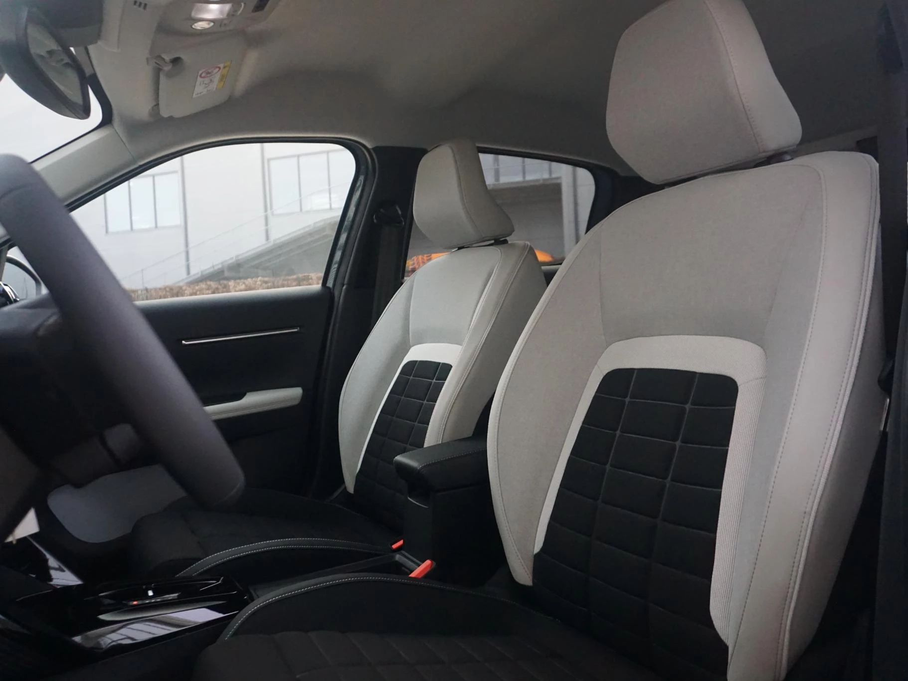 Hoofdafbeelding Citroën ë-C3