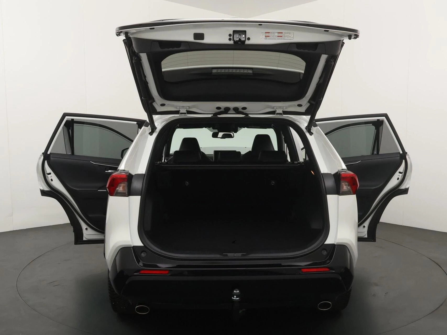 Hoofdafbeelding Suzuki Across