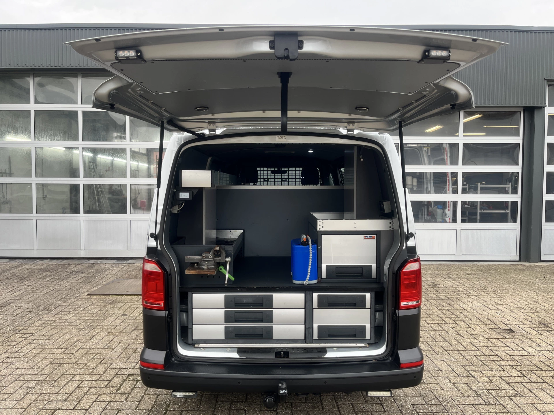 Hoofdafbeelding Volkswagen Transporter