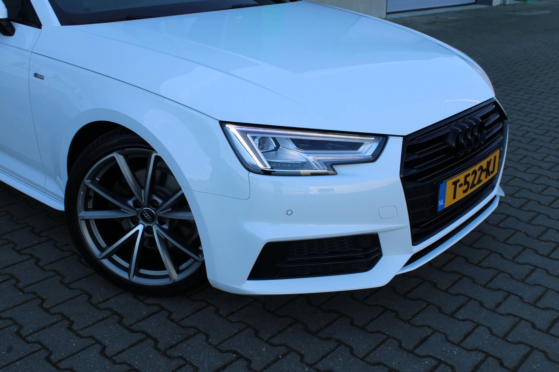 Hoofdafbeelding Audi A4