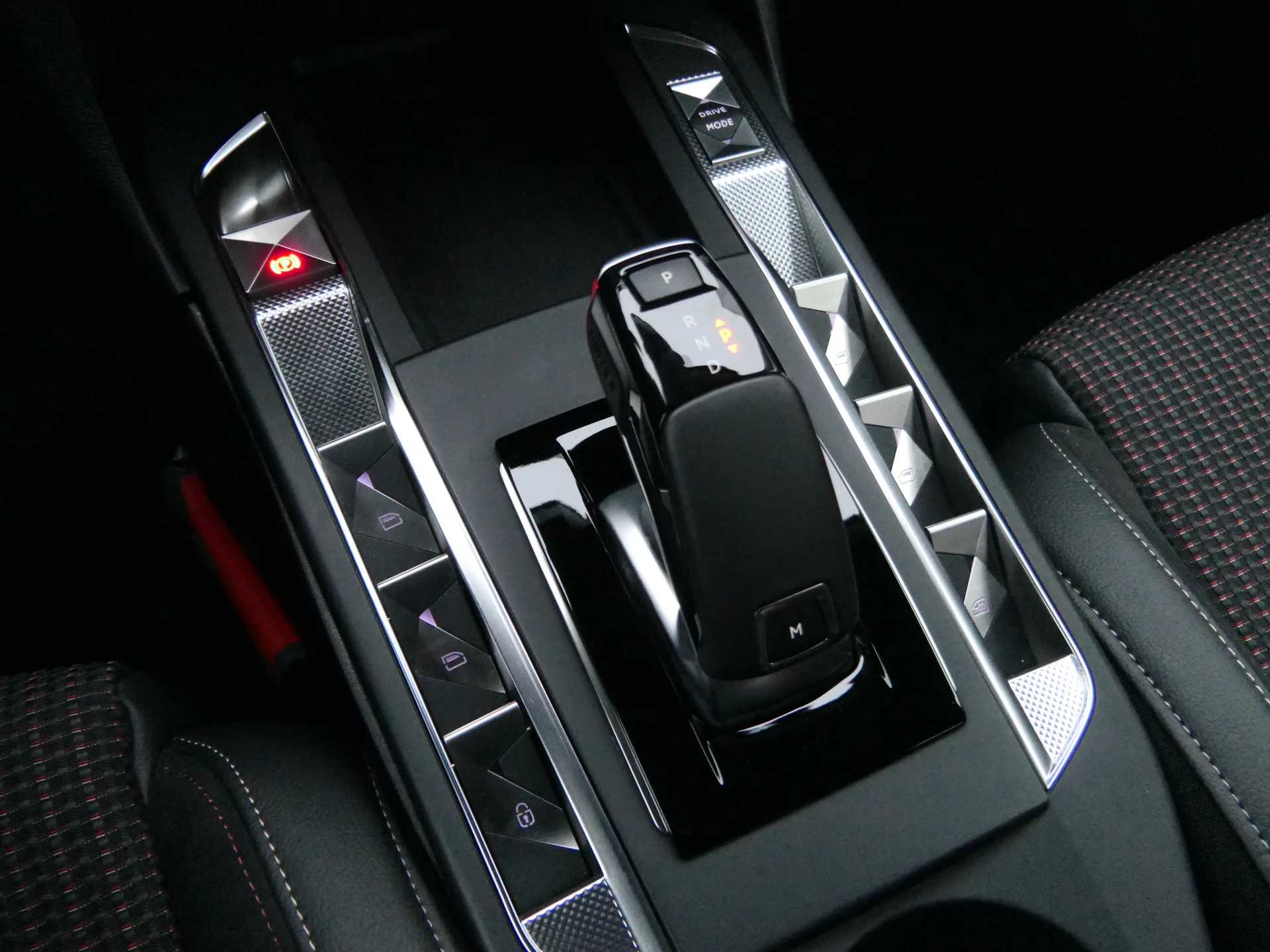 Hoofdafbeelding DS DS 3