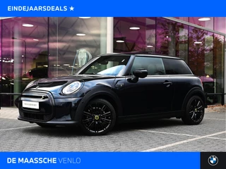 MINI Electric Classic / Panoramadak / Sportstoelen / Achteruitrijcamera / Comfort Access / LED / Head-Up / Harman-Kardon / Stoelverwarming / Airconditioning / Cruise Control
