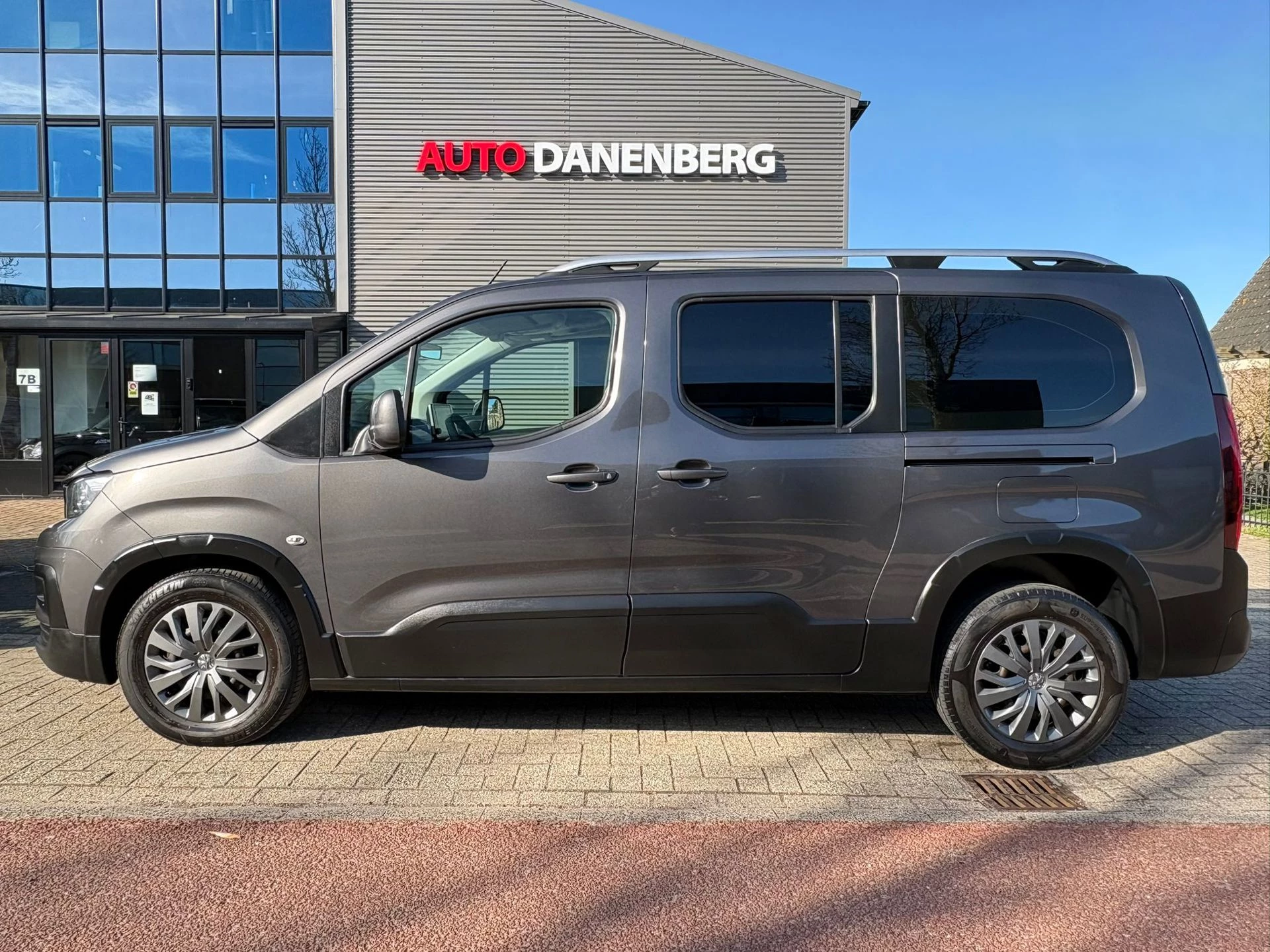 Hoofdafbeelding Peugeot Rifter