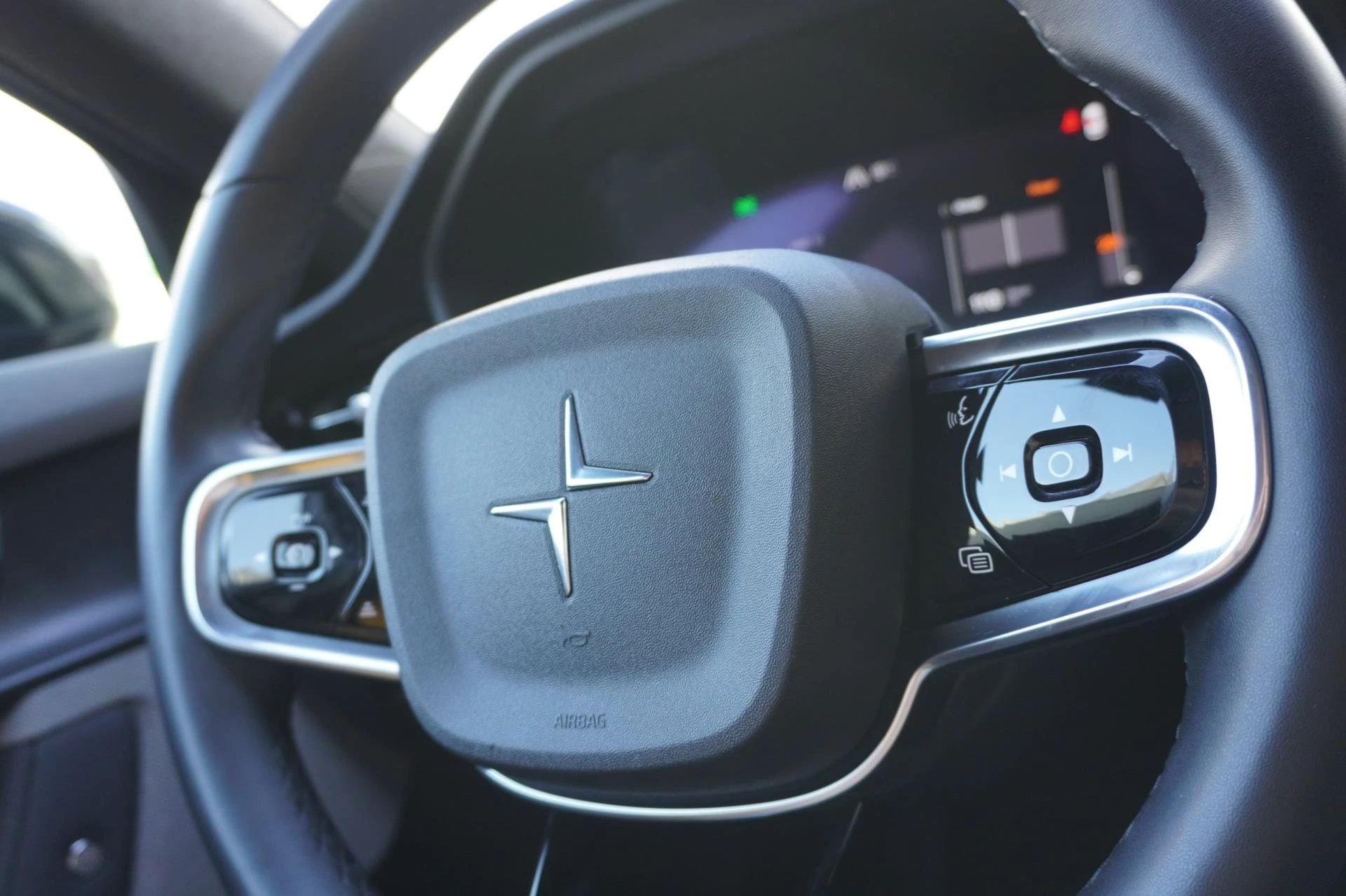Hoofdafbeelding Polestar 2
