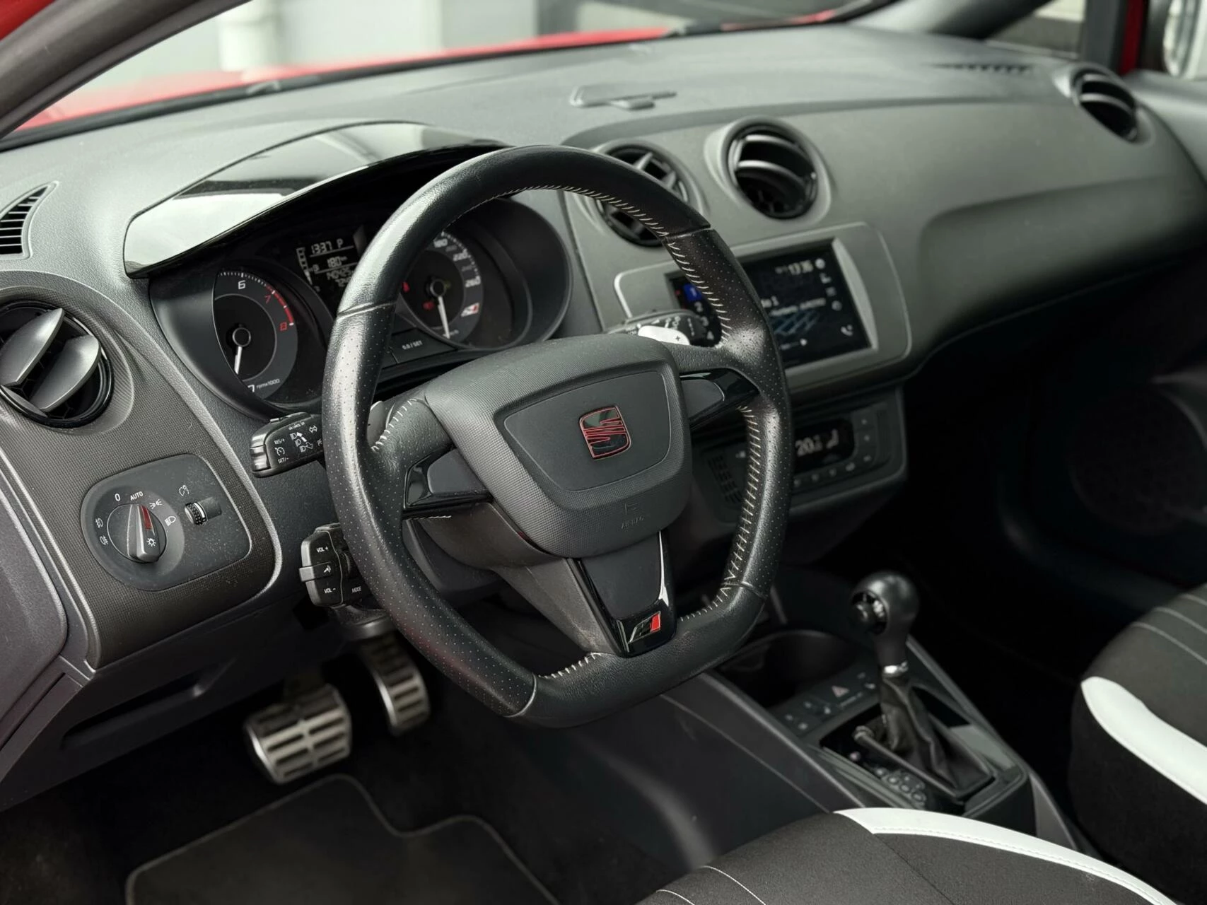 Hoofdafbeelding SEAT Ibiza