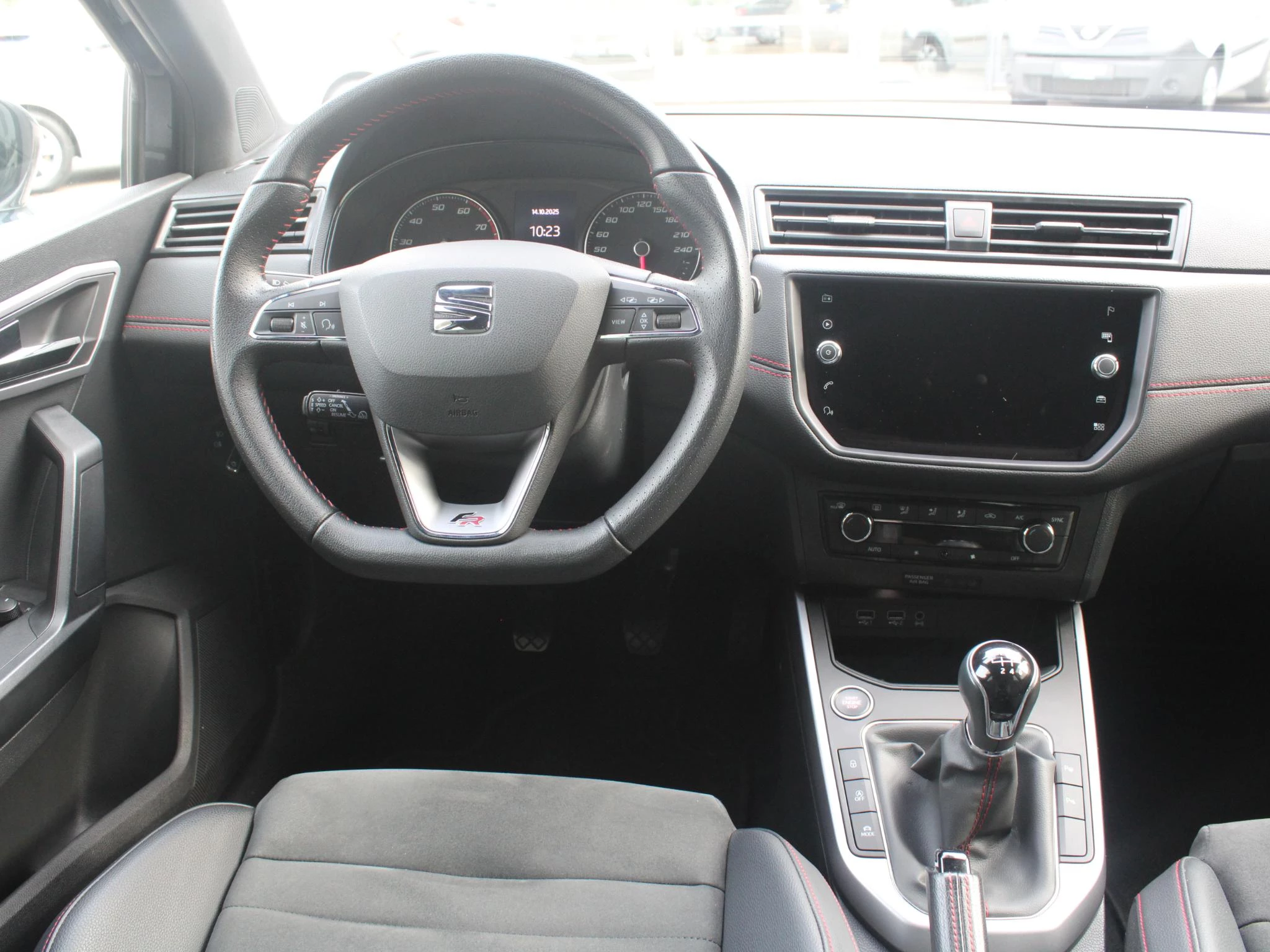 Hoofdafbeelding SEAT Arona