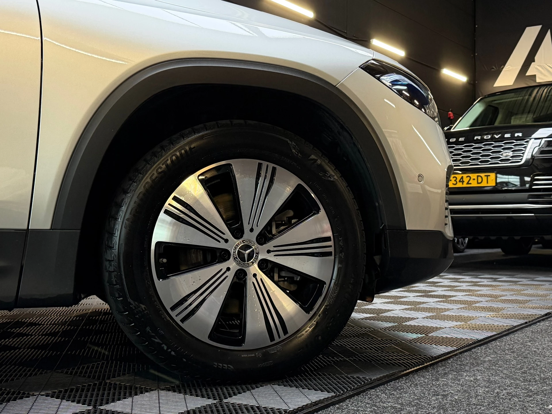 Hoofdafbeelding Mercedes-Benz EQB