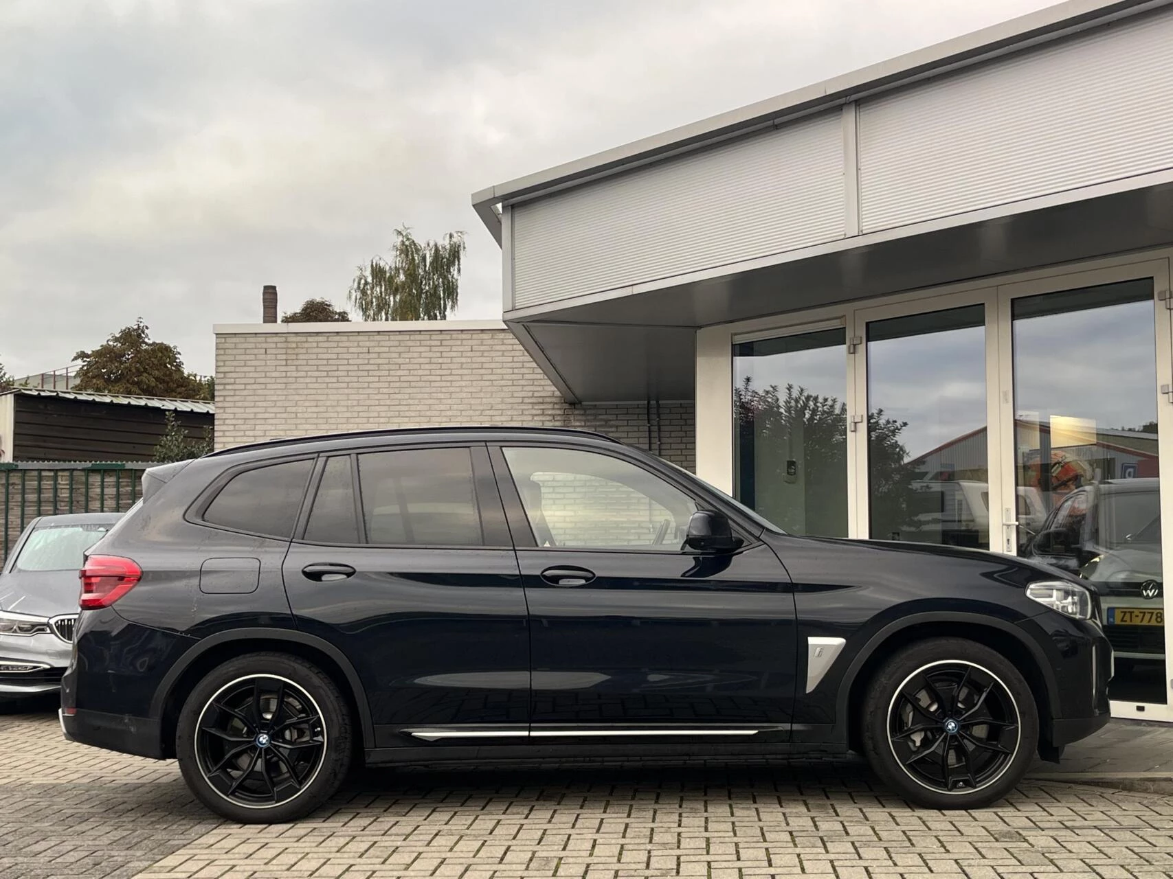 Hoofdafbeelding BMW iX3