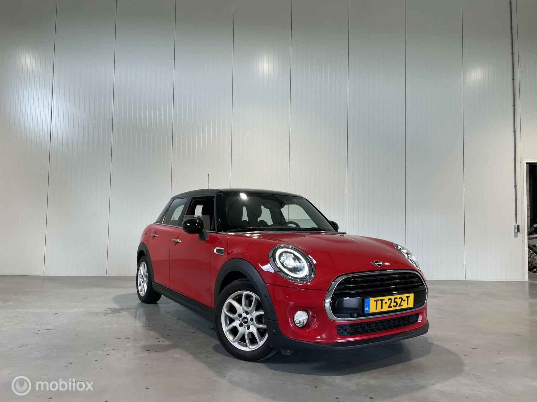 Hoofdafbeelding MINI Cooper