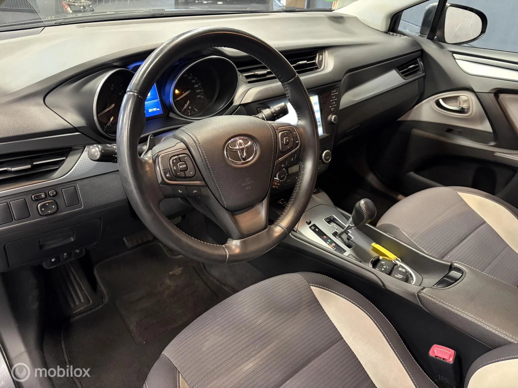 Hoofdafbeelding Toyota Avensis