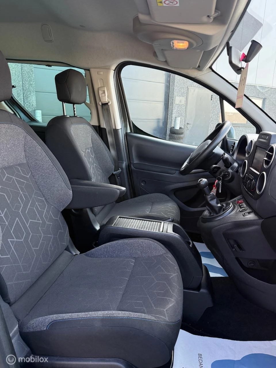 Hoofdafbeelding Peugeot Partner