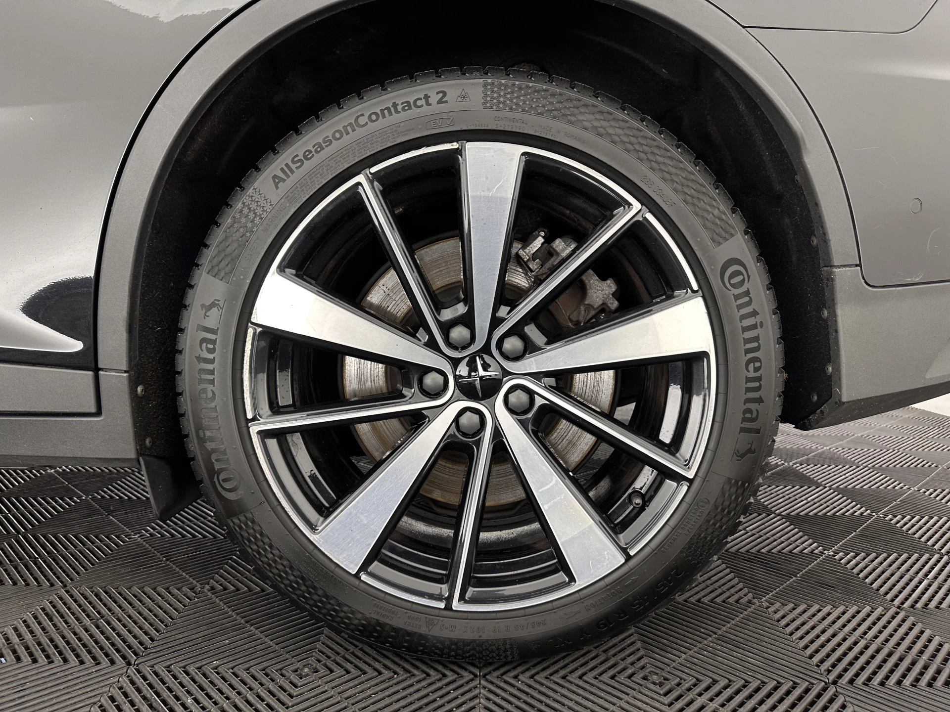 Hoofdafbeelding Polestar 2