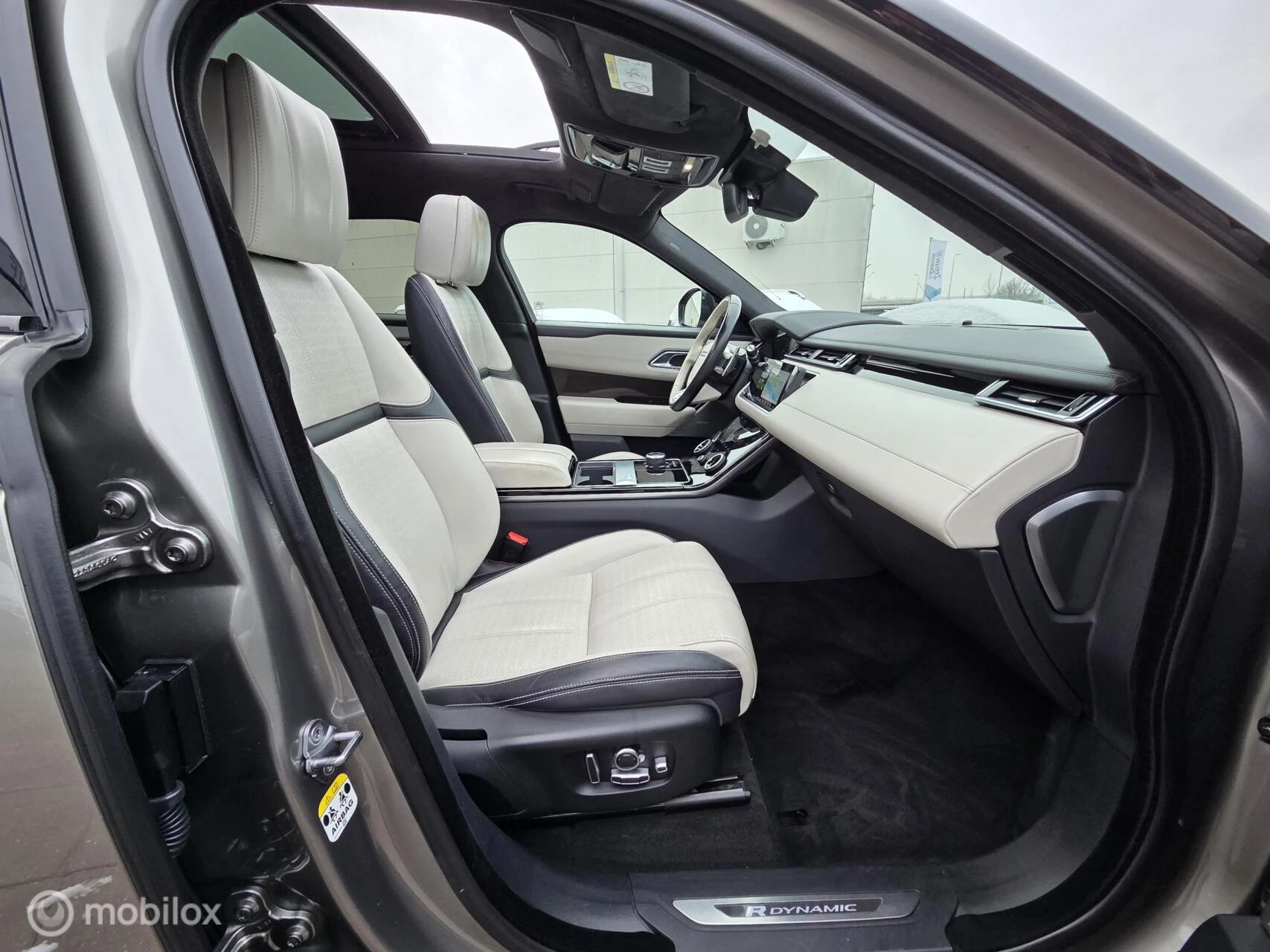 Hoofdafbeelding Land Rover Range Rover Velar