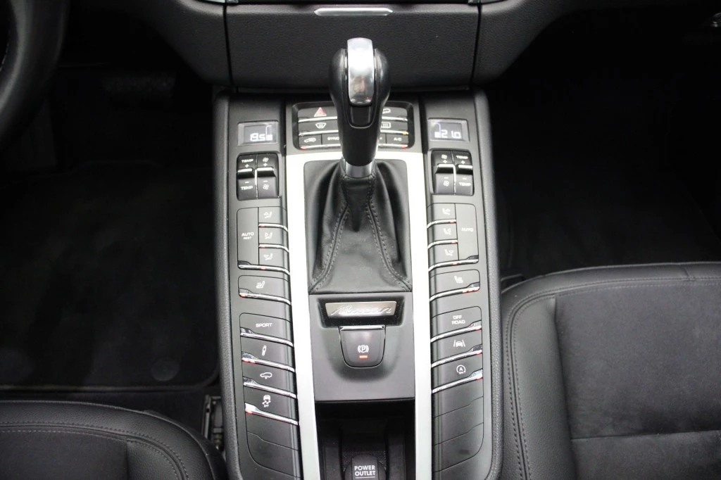 Hoofdafbeelding Porsche Macan