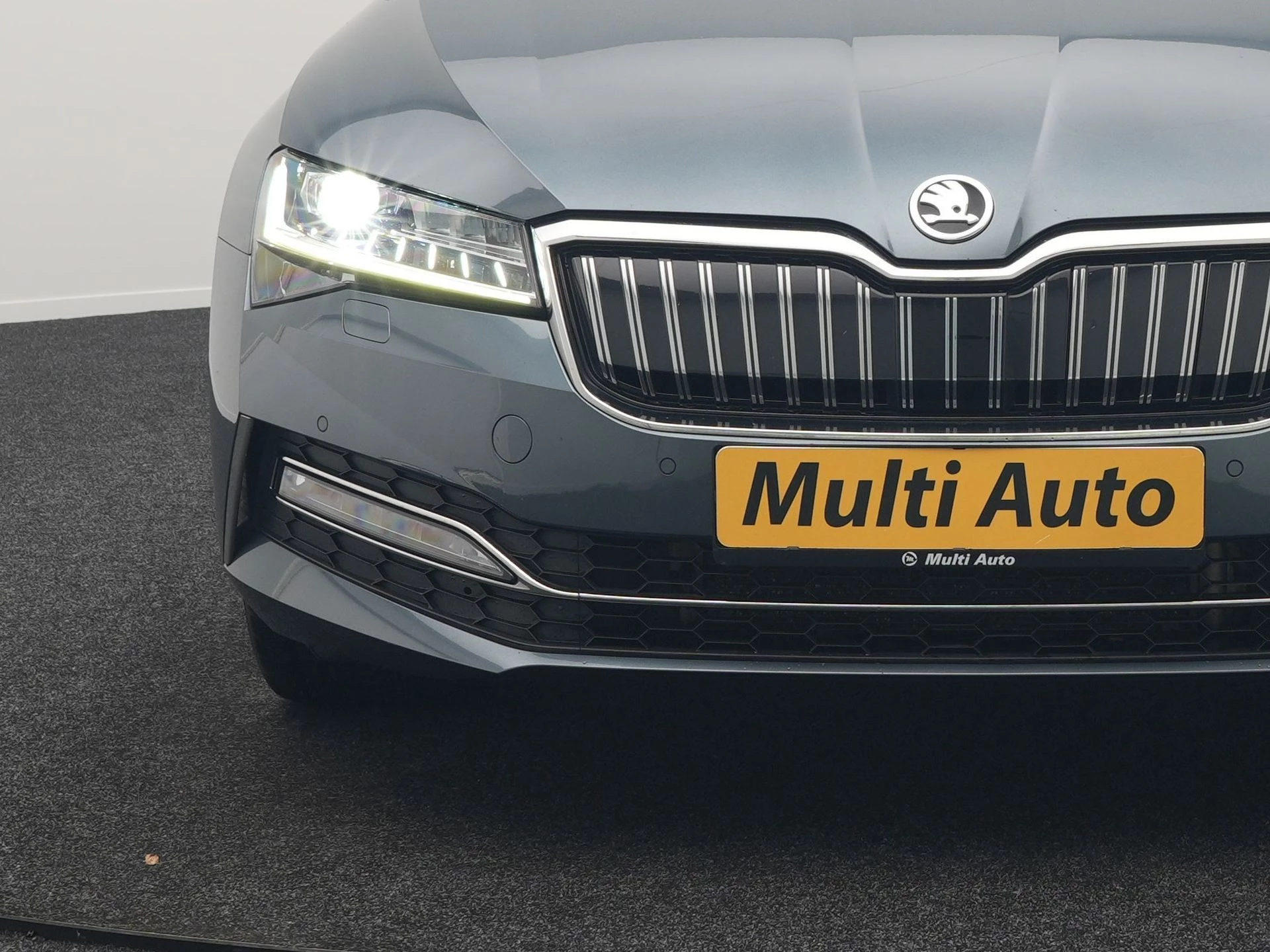 Hoofdafbeelding Škoda Superb