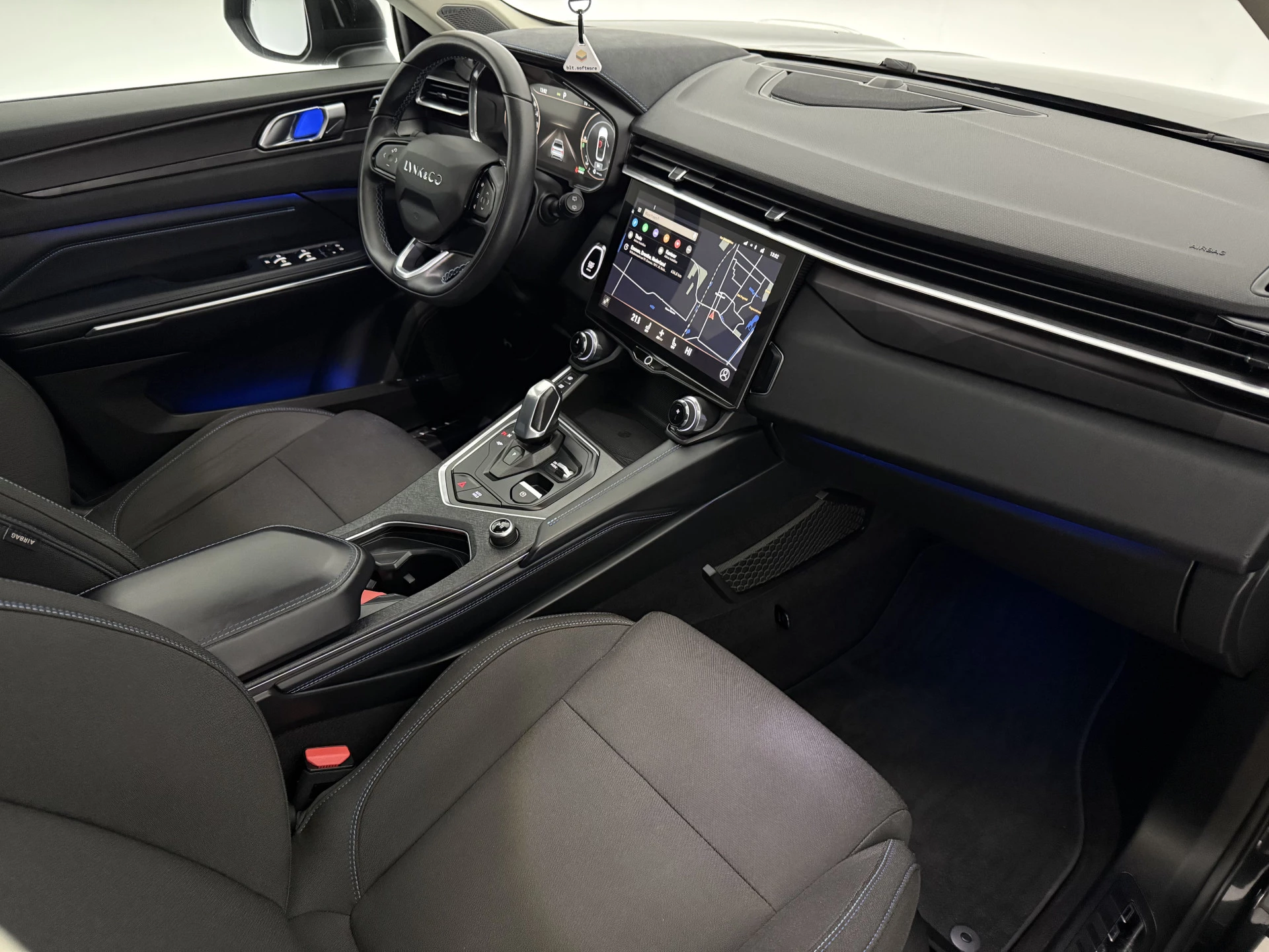 Hoofdafbeelding Lynk & Co 01