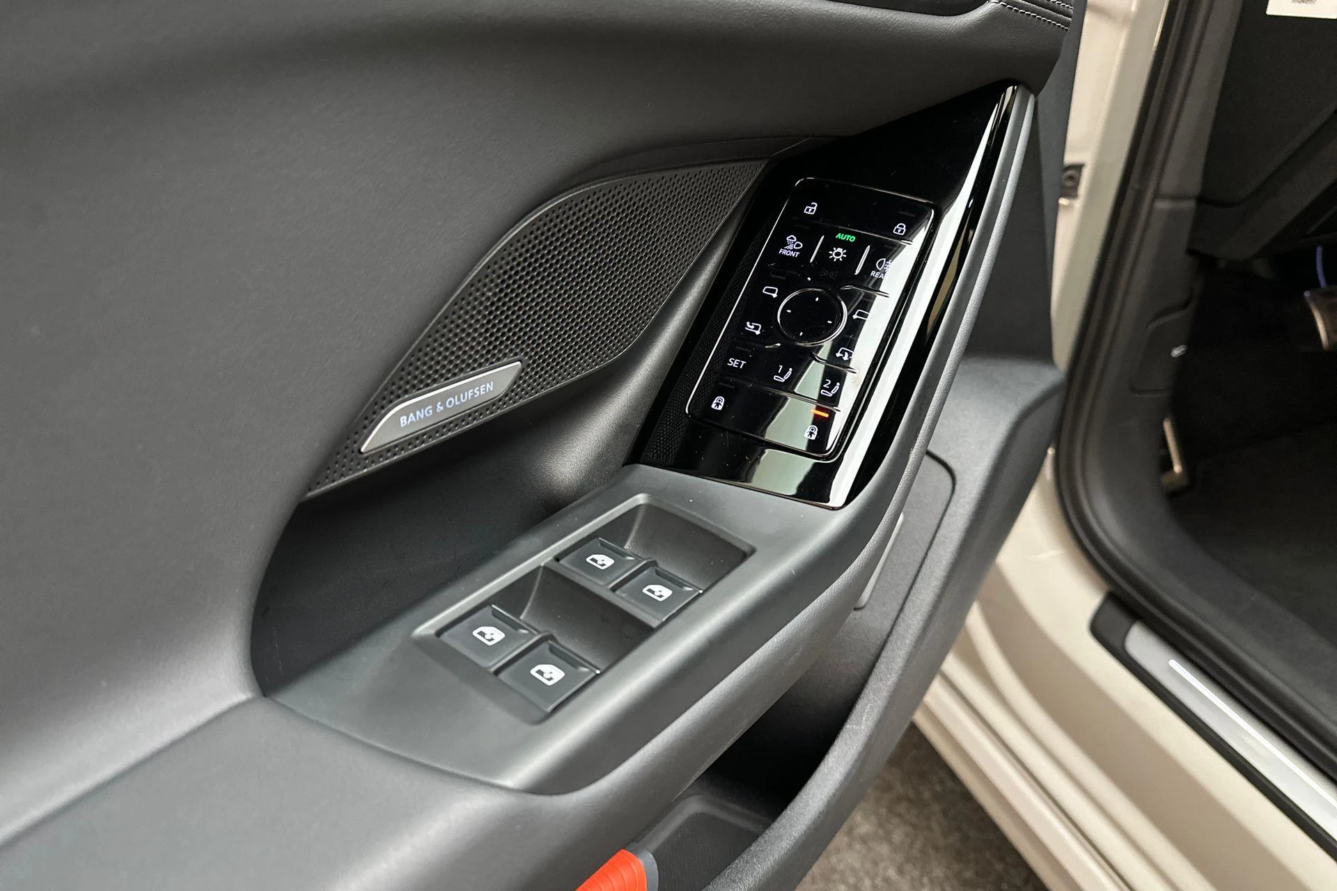 Hoofdafbeelding Audi A6 Avant e-tron