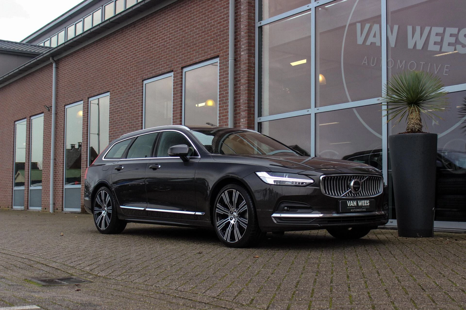 Hoofdafbeelding Volvo V90