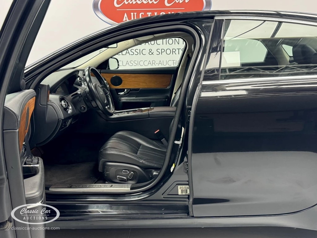 Hoofdafbeelding Jaguar XJ