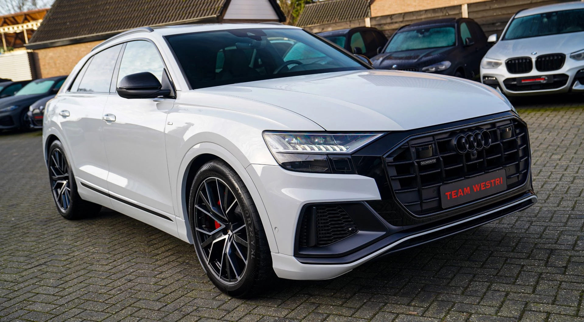 Hoofdafbeelding Audi Q8
