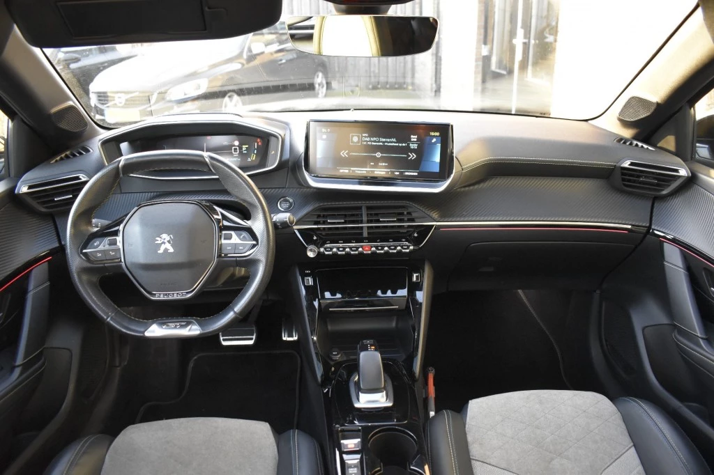 Hoofdafbeelding Peugeot e-208