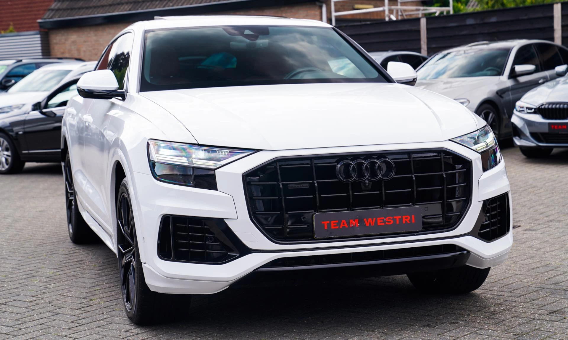 Hoofdafbeelding Audi Q8