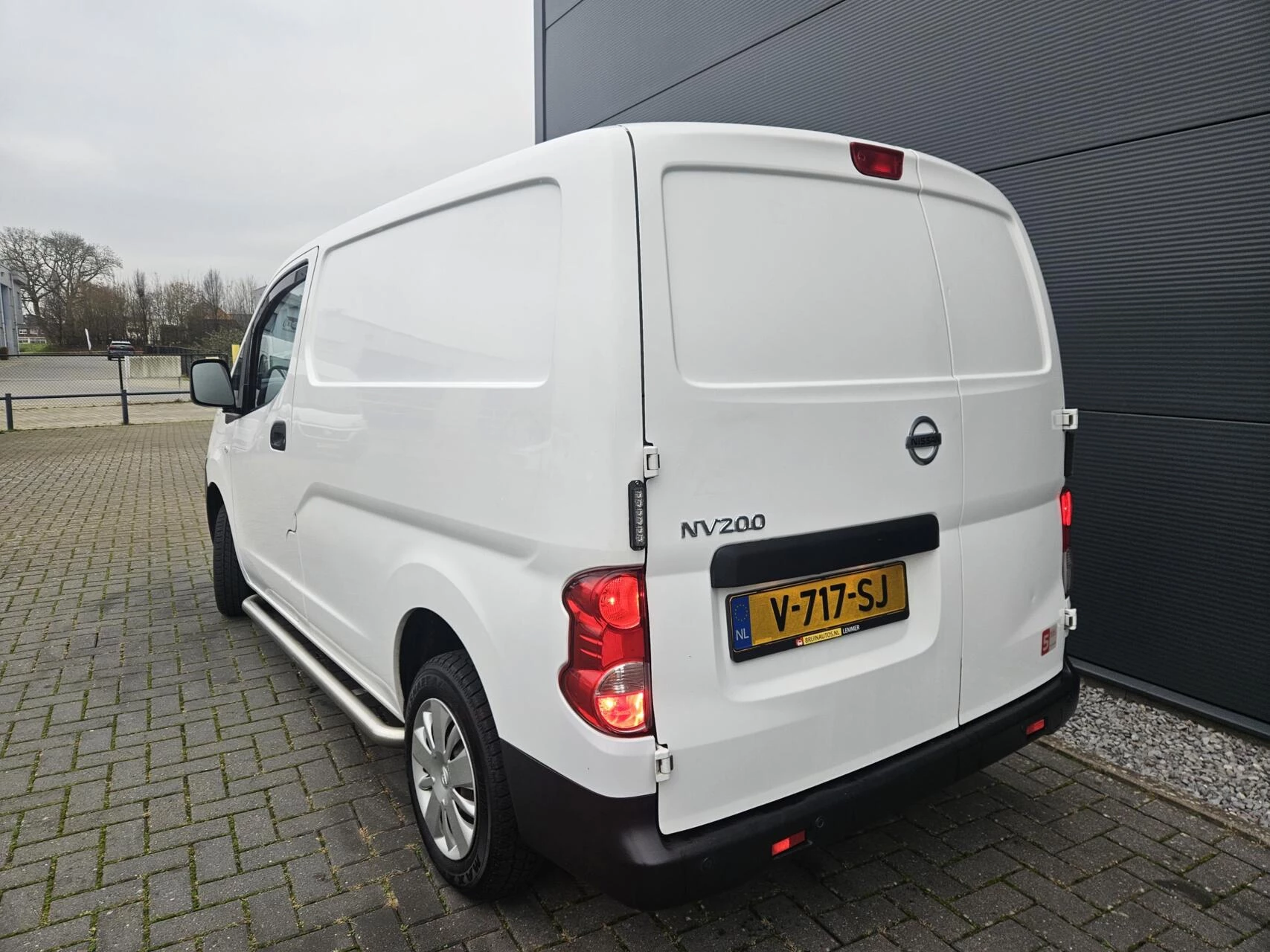 Hoofdafbeelding Nissan NV200